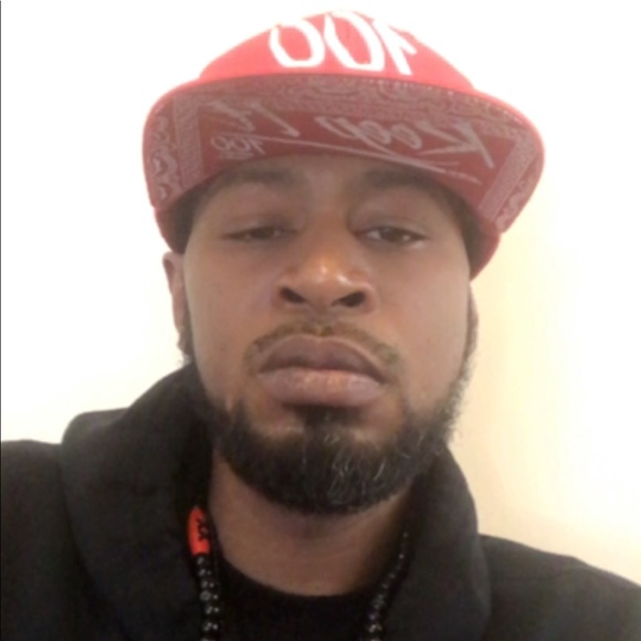 Meet your Posher, David - Picture 1 of 1